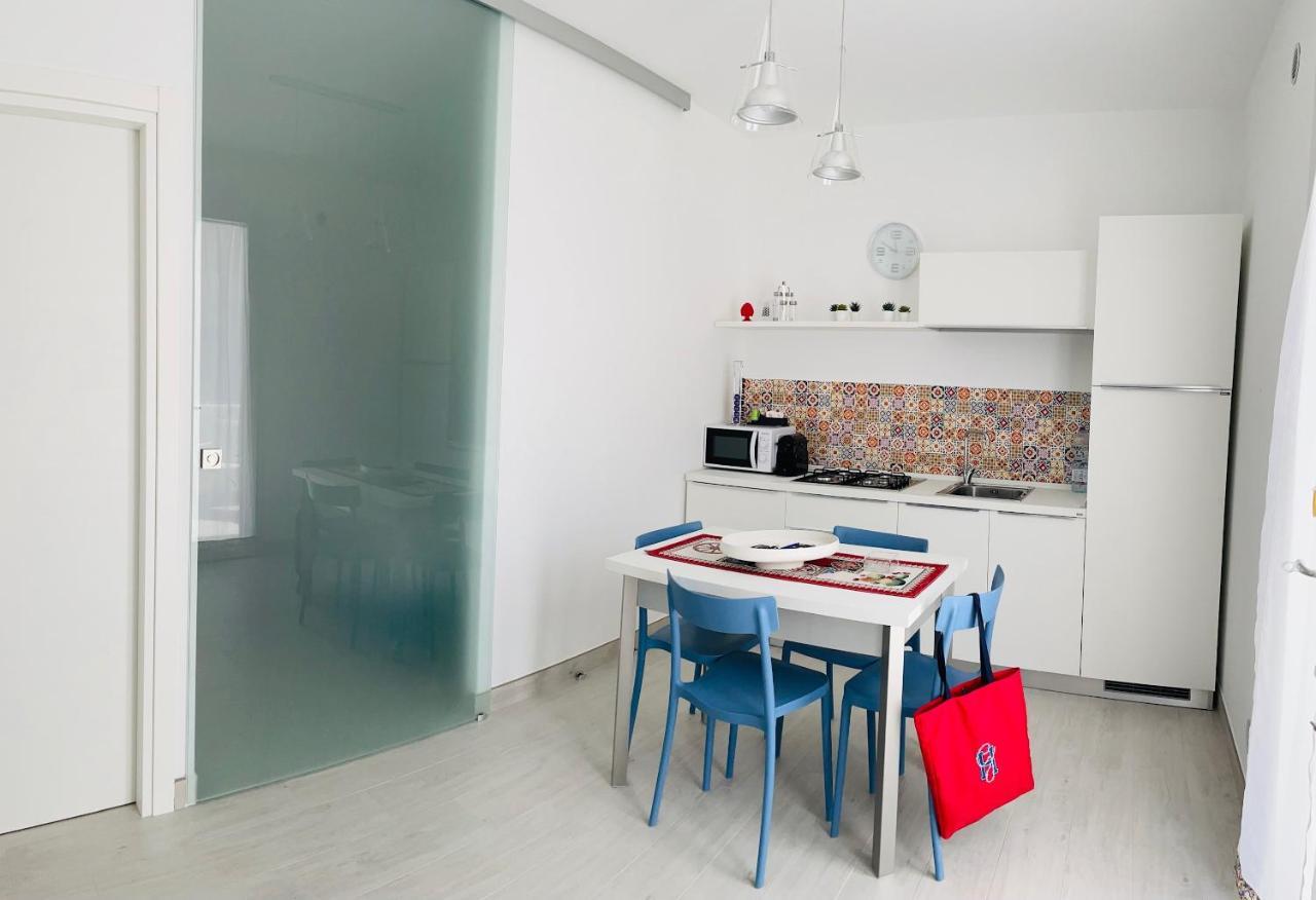 Pf Luce Del Mare Comfort Apartment 산비토로카포 외부 사진
